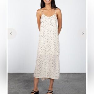 Mod Ref Tessa reformation dress Cream Spaghetti with black size L